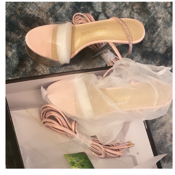 Pink stiletto platform heels - Picture 2 of 5